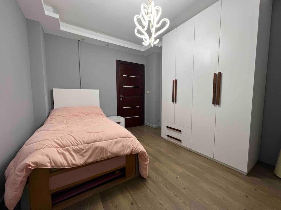 Location In Rehab Apartment Cairo